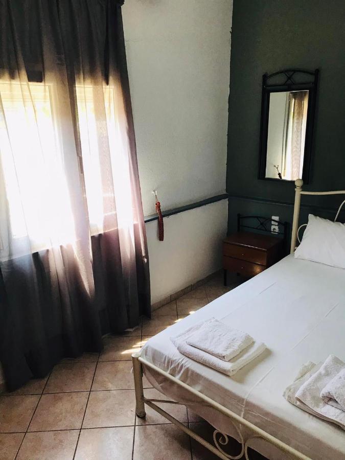 Karaoyli Apartments Studios Kokkino Nero Ngoại thất bức ảnh